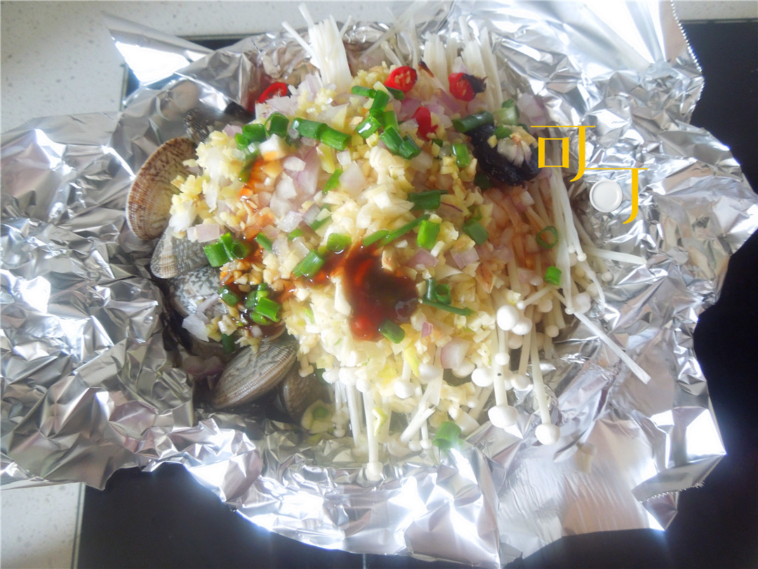 锡纸花甲粉什么样的人群最爱吃,这么冷的天来碗热乎乎的花甲粉