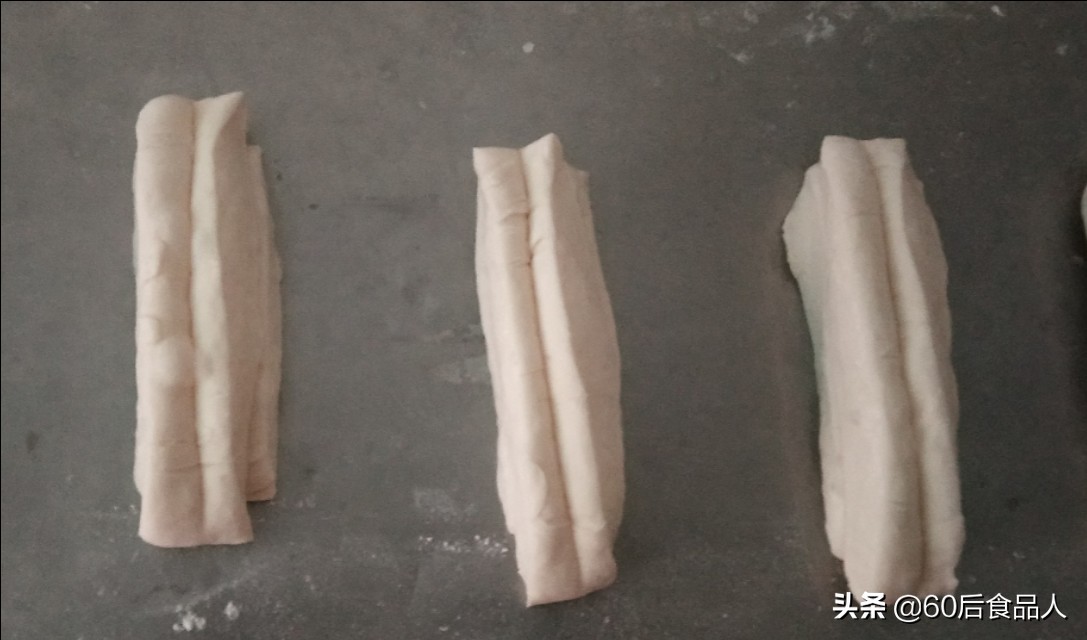油条膨松剂正宗油条配方,油条这样做更酥脆内含油条配方