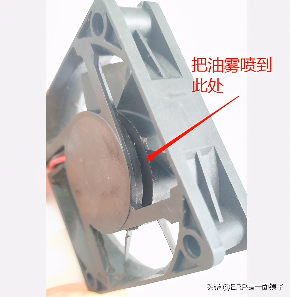 机箱风扇突然变快噪音大,电脑开机机箱噪音大