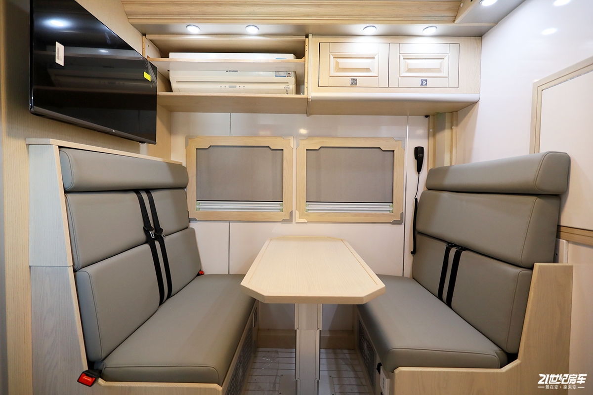 重汽越野房车最新4驱版,顶级进口man四驱越野房车