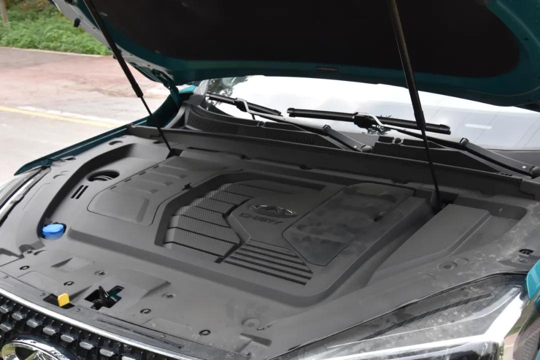 试驾19款奇瑞瑞虎7,奇瑞瑞虎7超能勇士1.6t驾驶感受