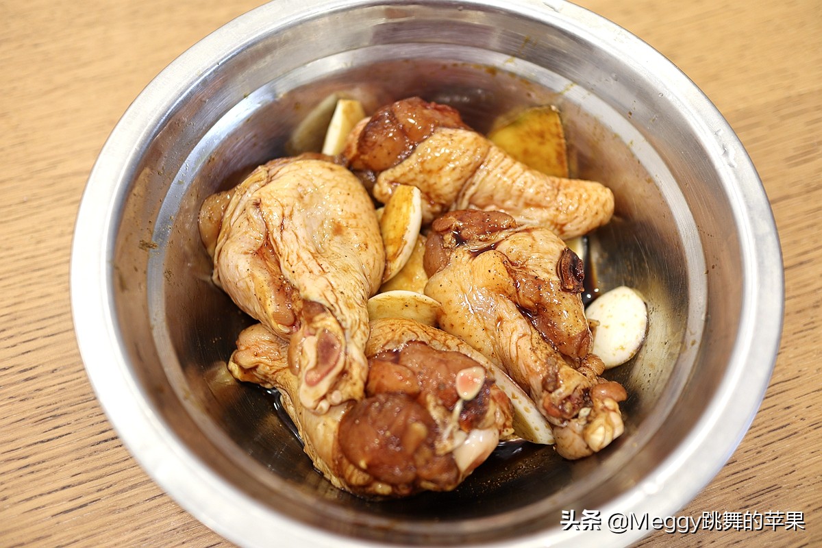 美味鸡翅根简单做法,怎么烧鸡翅根又嫩又好吃