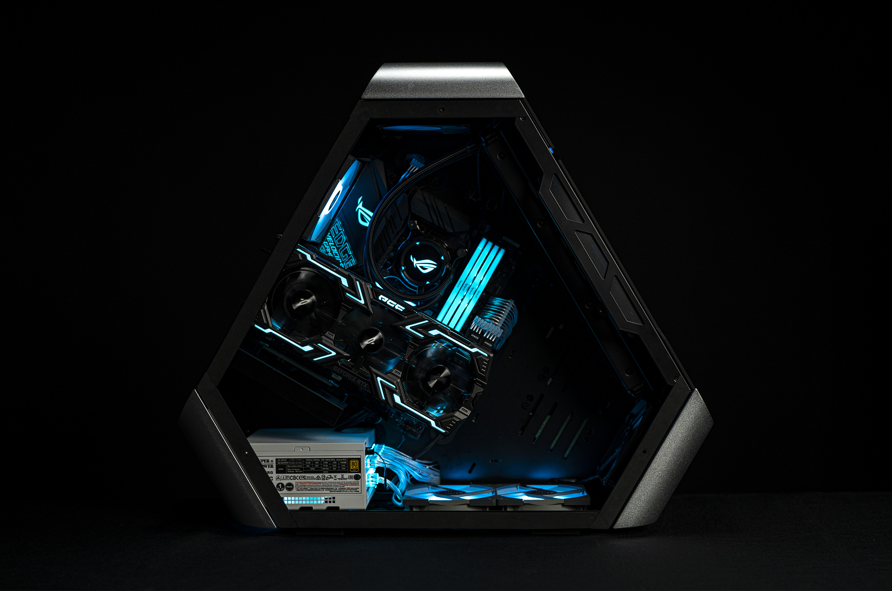 顶级机箱装机,第一次装机推荐机箱