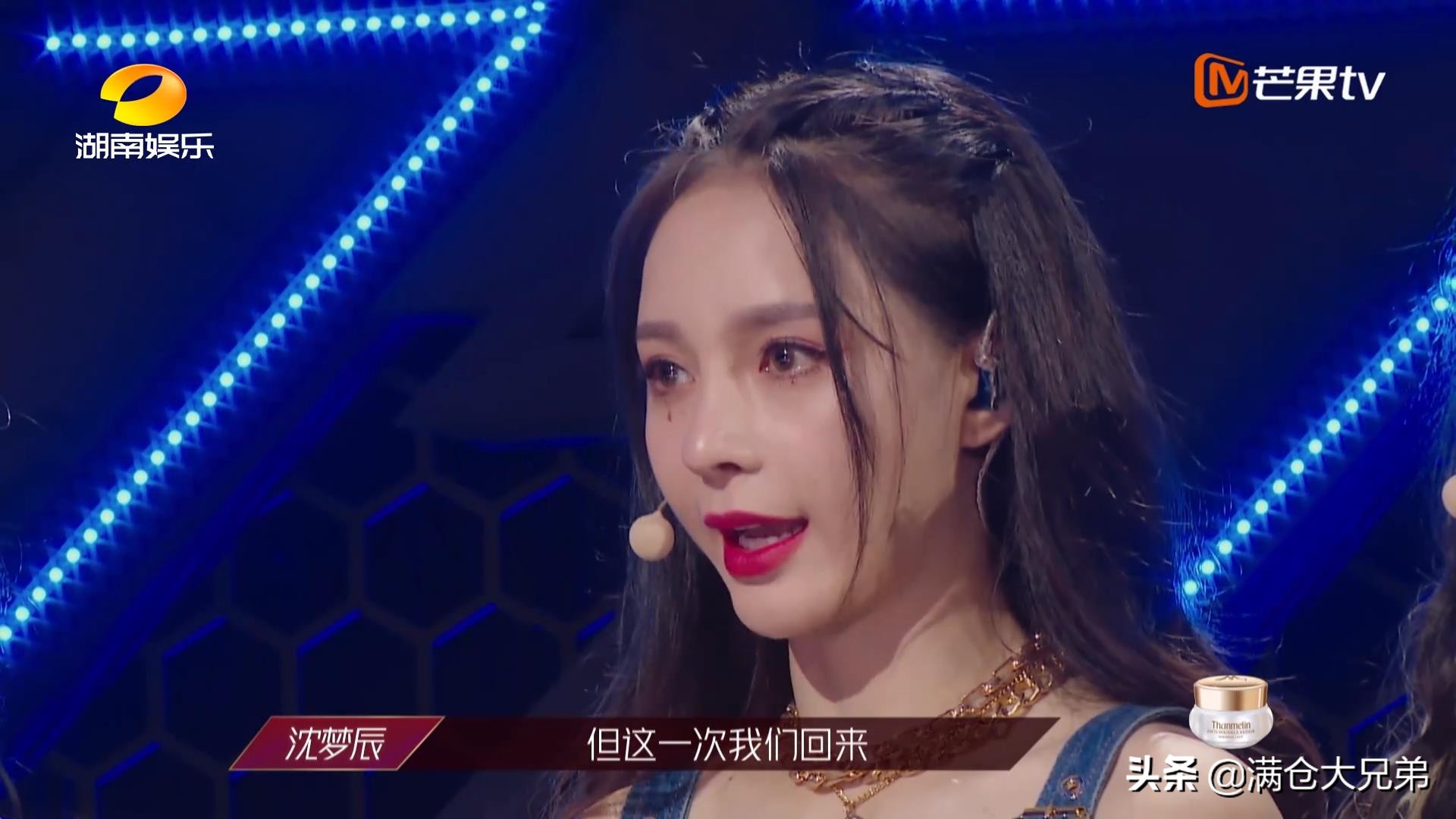 “浪姐”点球决胜：宁静踢向中路，王霏霏射进死角