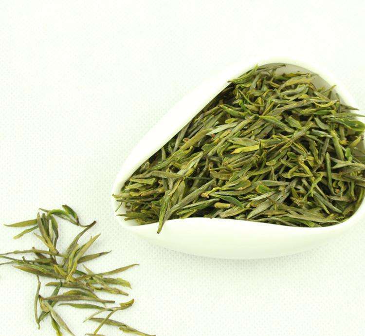 茶叶分类标准及各类名茶代表品种,六大茶类的基本知识和代表名茶