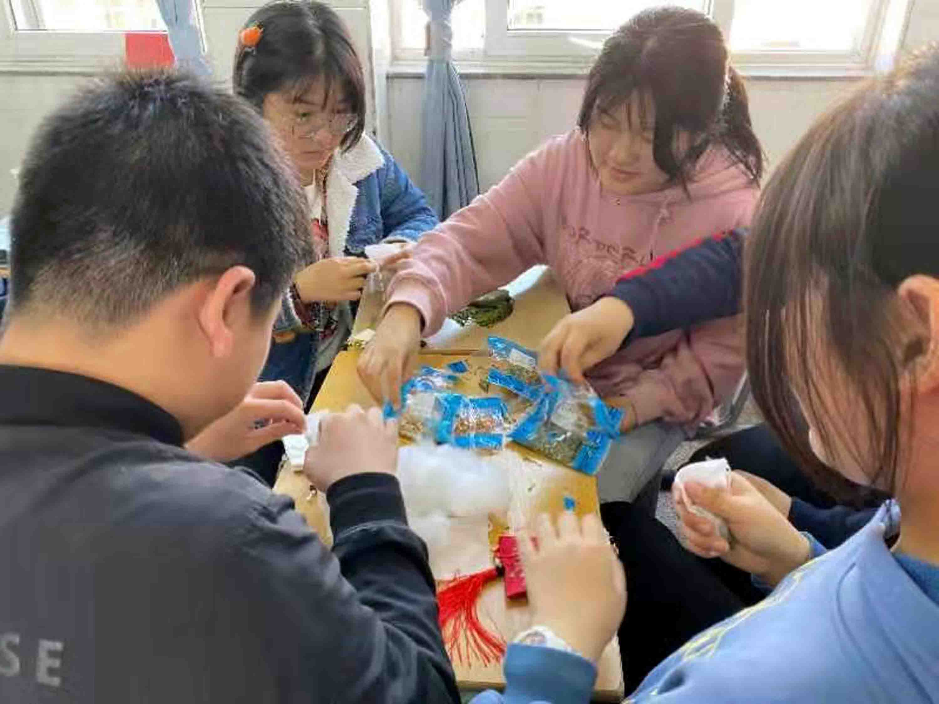 苏州市吴中区迎春中学：中草药文化进校园感受传统文化魅力