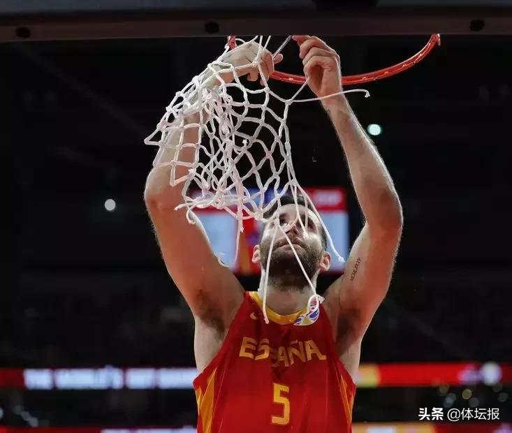 世界杯决赛西班牙夺冠，没有真正的输家却有个特别的赢家