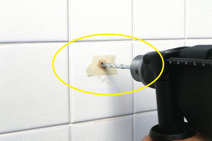 瓷砖钻孔怎么打才不会裂,瓷砖钻孔爆裂怎么办