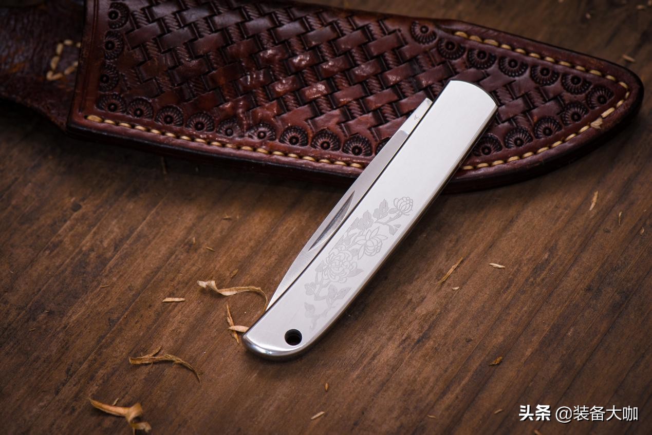 性价比很重要，颜值更重要——三刃木7065系列小*刀折**使用感受