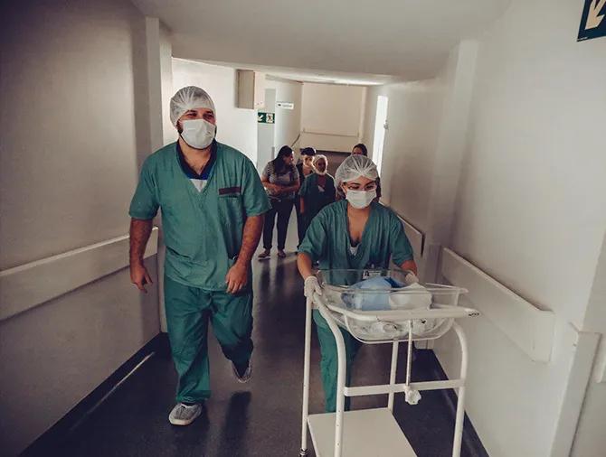 我在美国当护士完整版,我在美国当药剂师