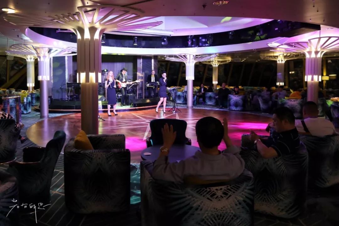 带着父母坐游轮到日本旅游,搭上邮轮去带着全家去旅行