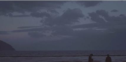 ‘我将新欢视为初恋像旧爱致歉’‘这不就是你梦寐以求的长大吗’