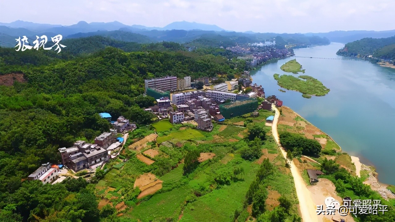 昭平县桂江东岸公路视频,贺州昭平道路建设