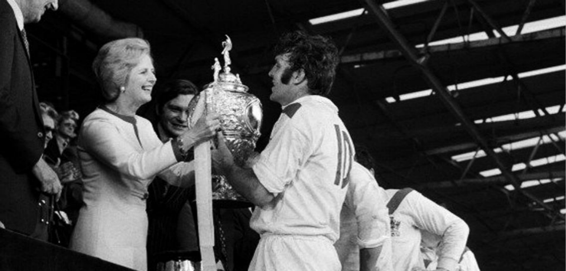 浠庤冻鐞冩祦姘撳埌榛戞殫宕涜捣,浠庢垬浜夊埌瓒崇悆