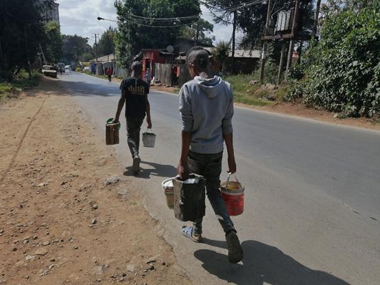 谢谢你们，我的生活很好，学习很棒