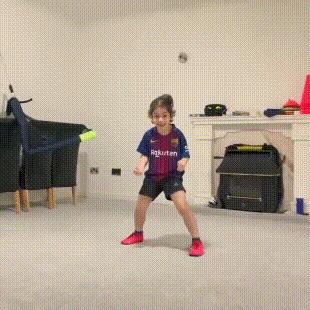 彩虹过人梅西内马尔,彩虹过人凌空抽射直挂死角