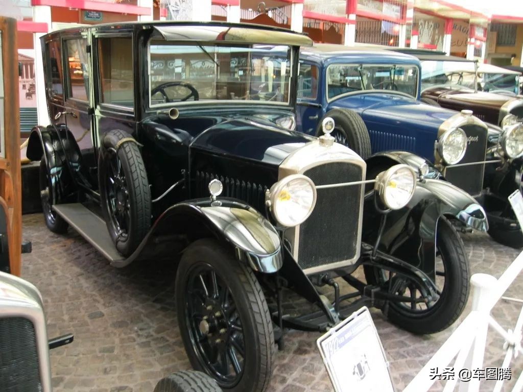 还有谁想成为“爆款”？让巴黎时装周上的标致4008来告诉你吧