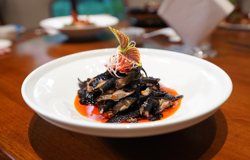 萌娃温泉玩水,灞业3000米温泉带娃攻略