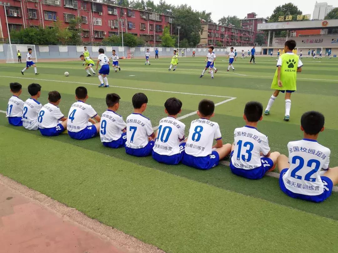 中国青少年足球联赛河南实验,央视记者探访河南学校