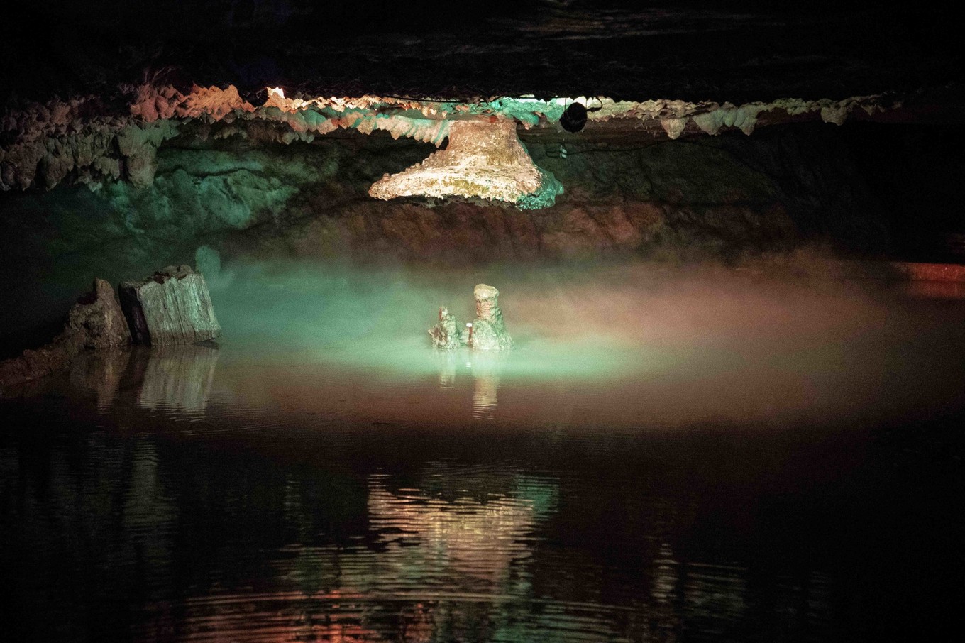 太极洞有哪些美丽的传说,天下第一洞太极洞