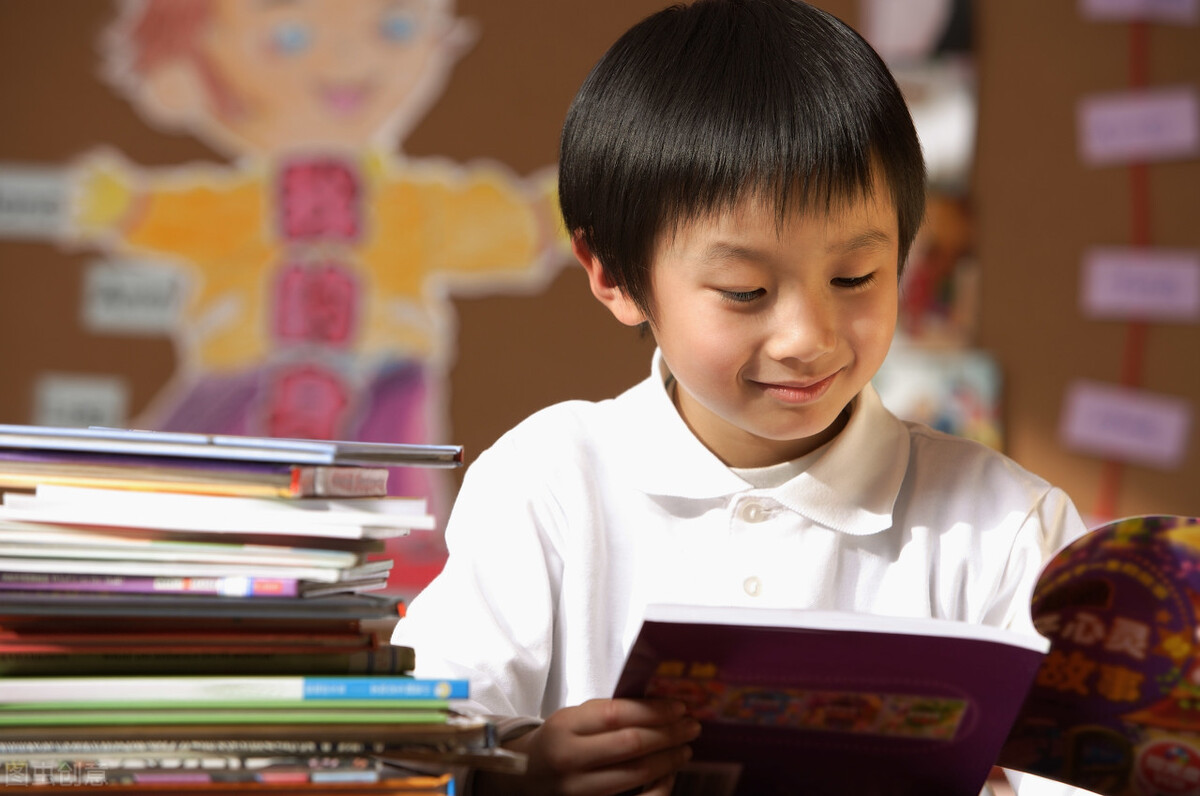 那些灿烂的细节800字中考优秀作文,那些灿烂的细节八年级作文600字