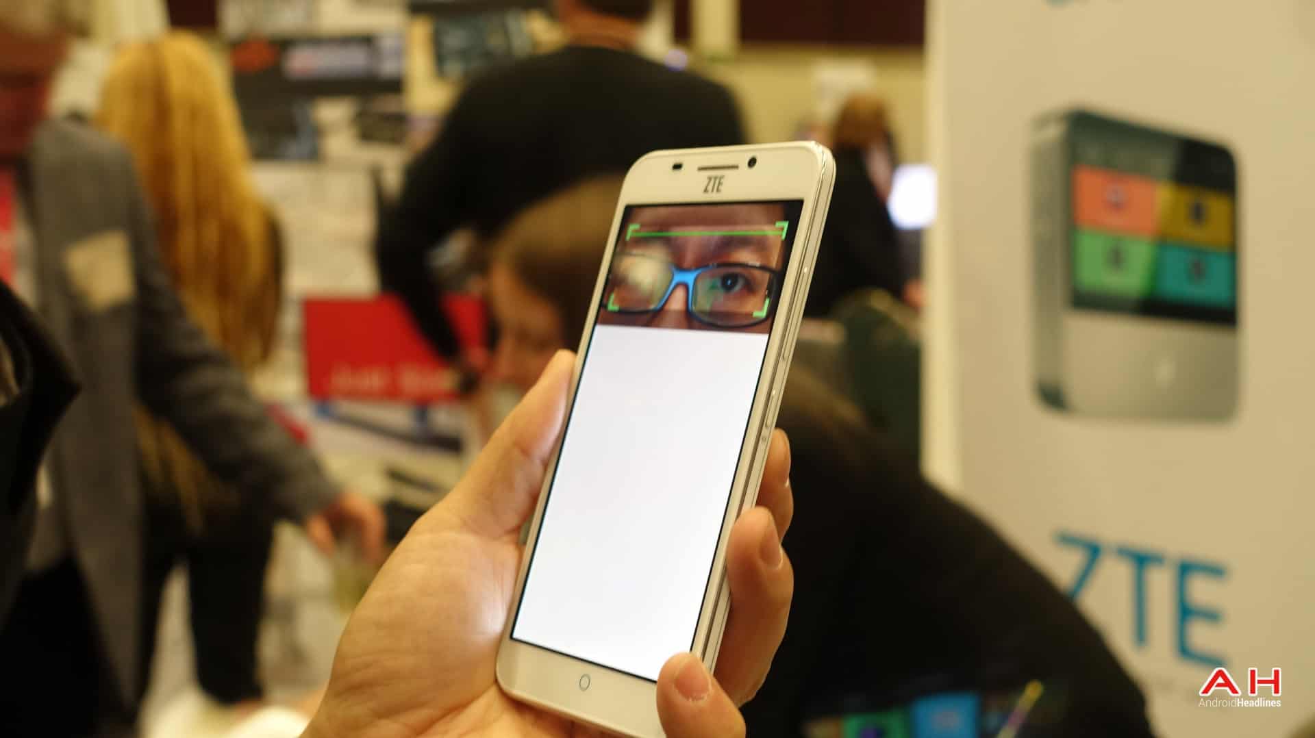 中兴最新研制手机系统,中兴研发投入全球排名