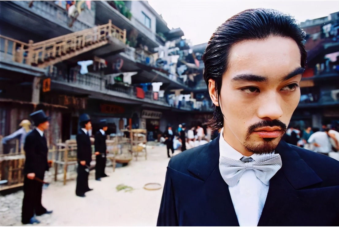 周星驰和向华强解约后的影片,周星驰被签约了吗