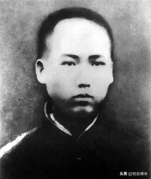 毛*东泽**在五四运动前后