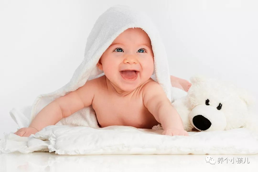 宝宝出现湿疹的原因和护理措施,高烧湿疹的症状及治疗方法
