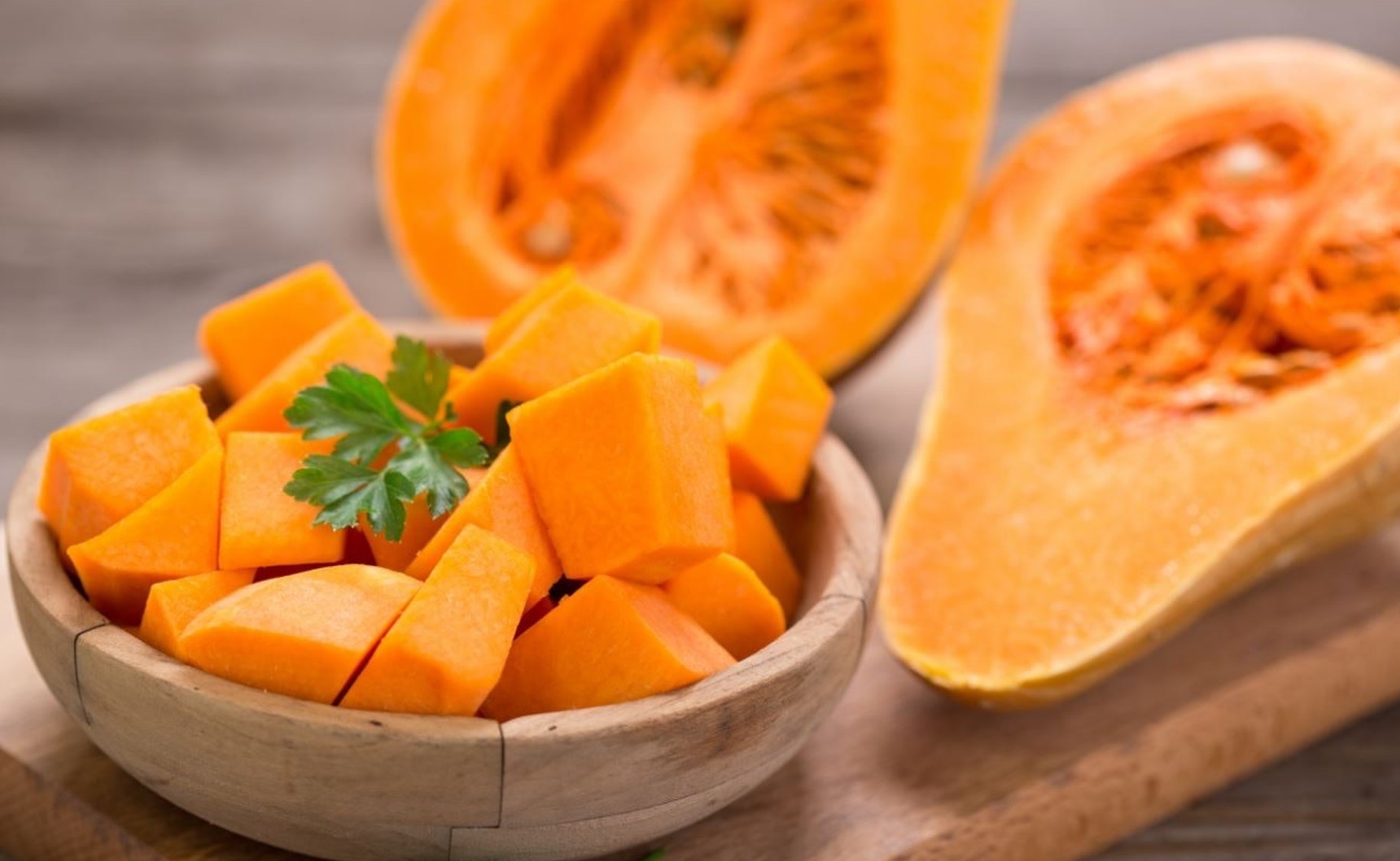 广东春天适合煲什么瘦肉汤,入秋煲什么粤汤比较好