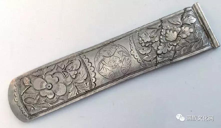 如展画轴—清代满族民间扁方赏析