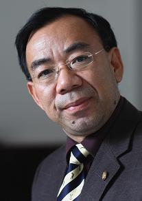 别再关注清华学姐了,学姐人品再烂,清华大学是你高攀不起的存在