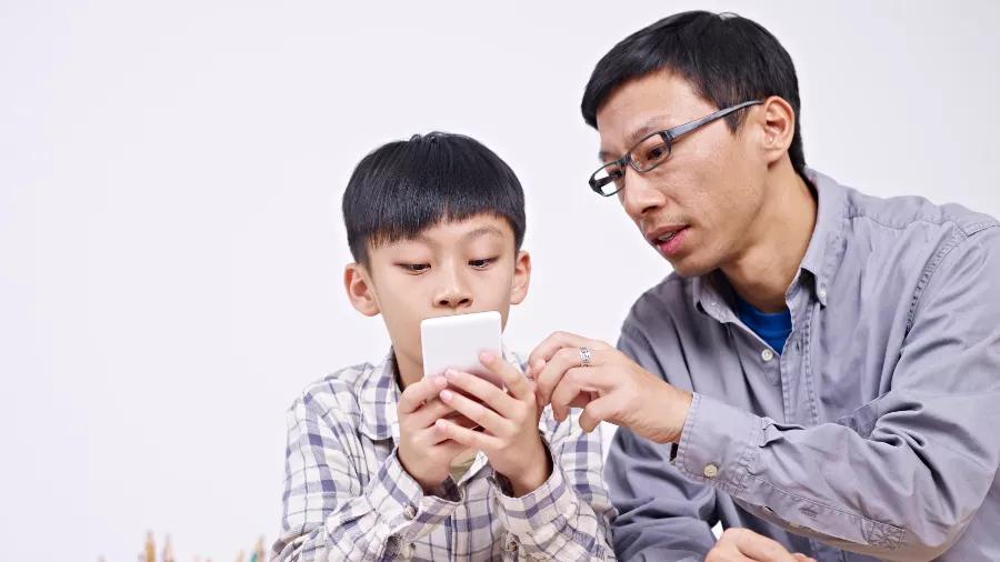 师友会案例拆解|初三男生一上学就头疼胃不舒服的心理辅导案例