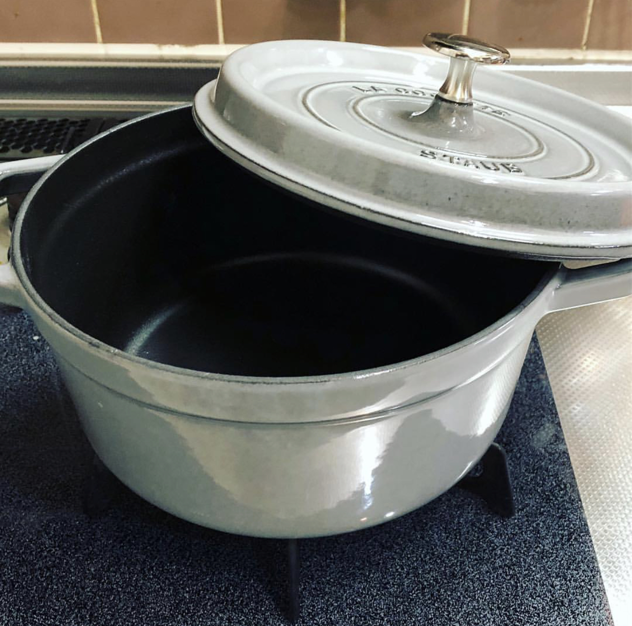 日常锅具养护,第一次使用锅具怎么保养呢