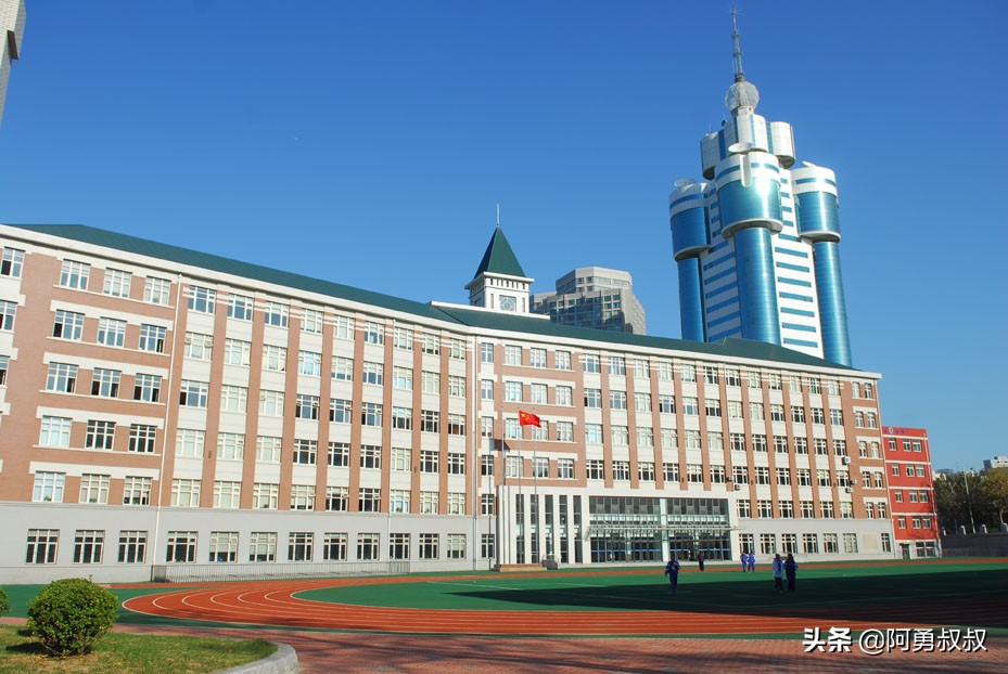 大连全国百强国际学校,大连第二十四中学全国排名