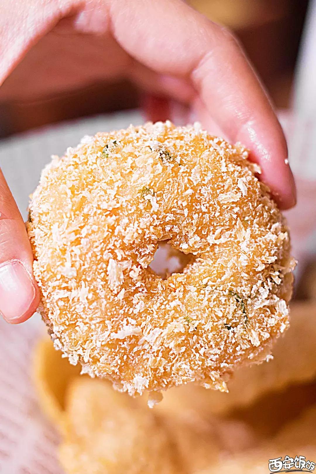 泰国美食街边小吃生吃,超好吃泰国小吃街头甜品