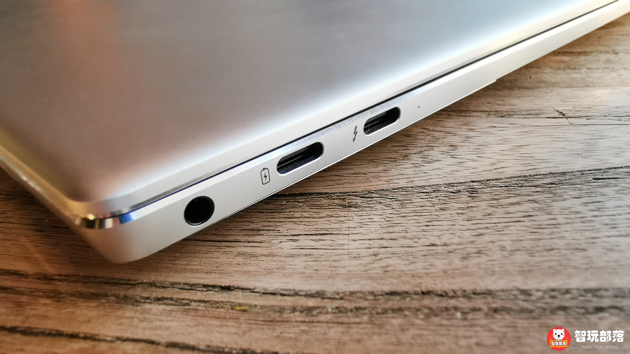 新款华为MateBookXPro评测：多维度创新，掀起笔记本进化革命！