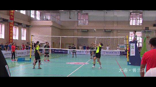 这个球赛真新鲜，你肯定没见过