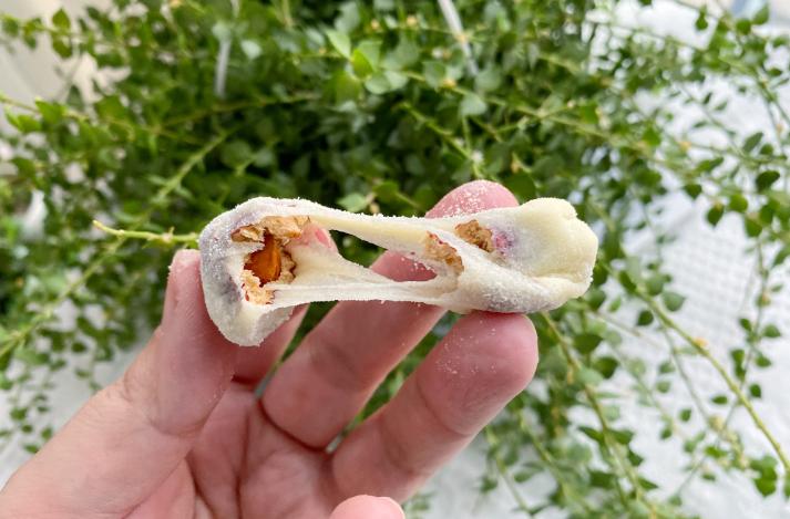 近期爆火的网红零食奶枣,网红零食奶枣独立包装