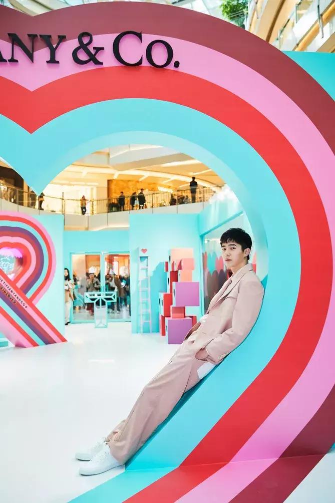 刘昊然打卡环球影城,刘昊然会打卡的地方