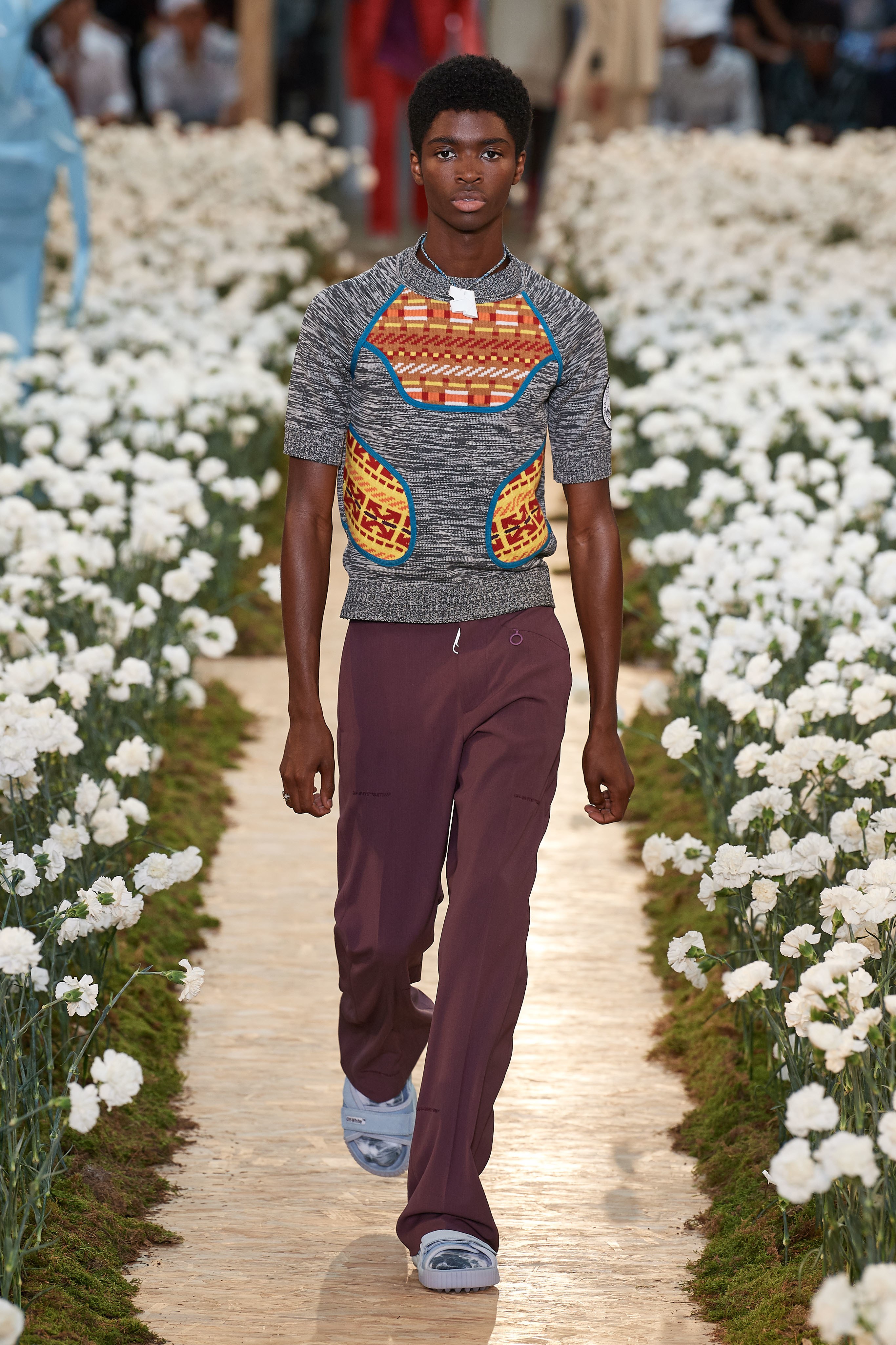 释出一双匹配GD联名AF1级别的鞋，我打赌它只出现在别人的鞋柜里