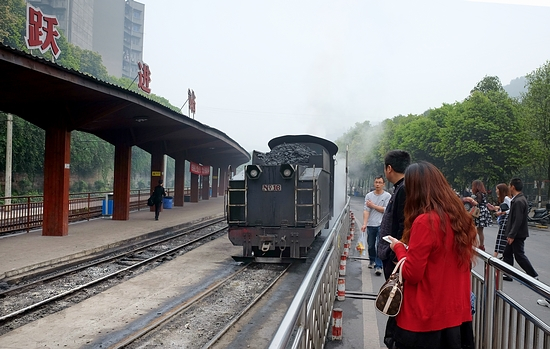 旅游蒸汽轨道观光小火车,中国最美的旅游观光小火车