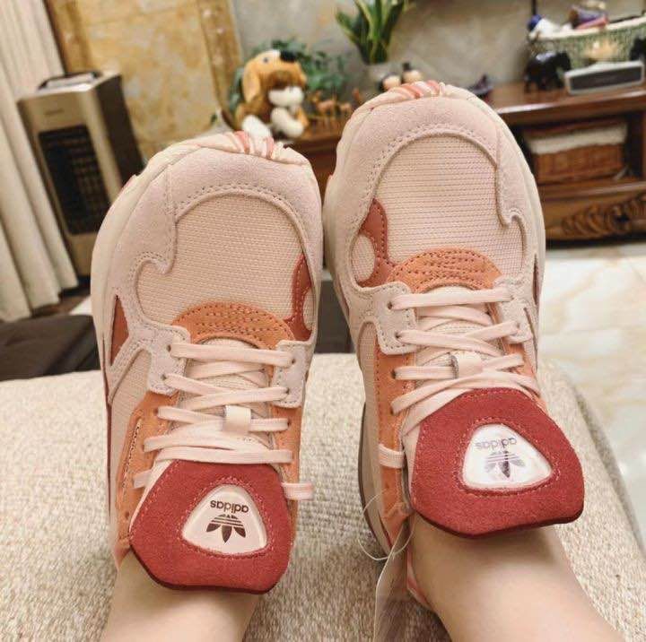 又好看又实用的运动鞋推荐,必备的几款运动鞋推荐