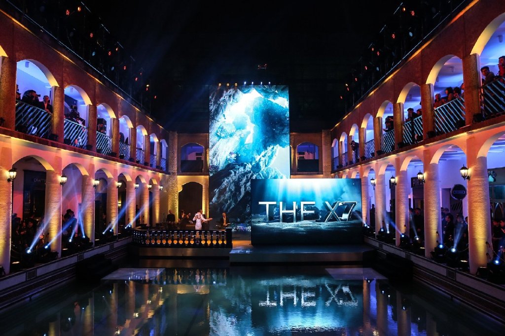 创新bmwx7专属交车仪式,创新bmwx7