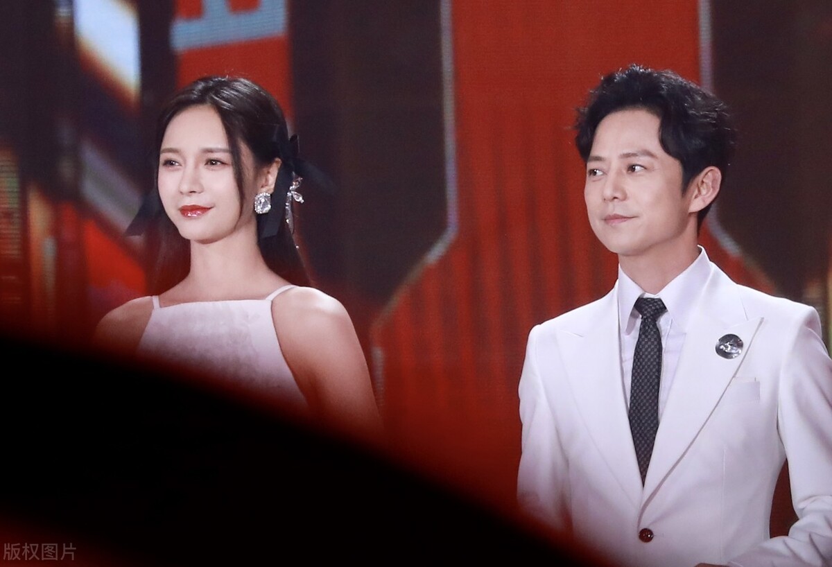 何炅是咋样的一个人,何炅是什么人