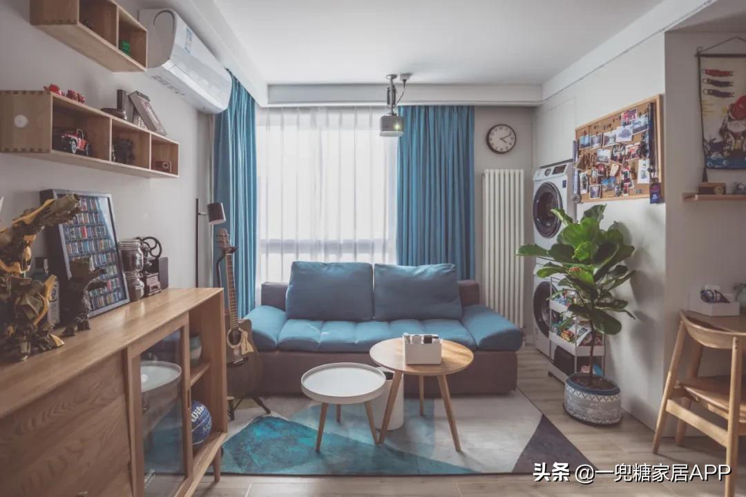 48㎡小家，餐厅可以蹦迪，还带私人影院！小户型都给我学