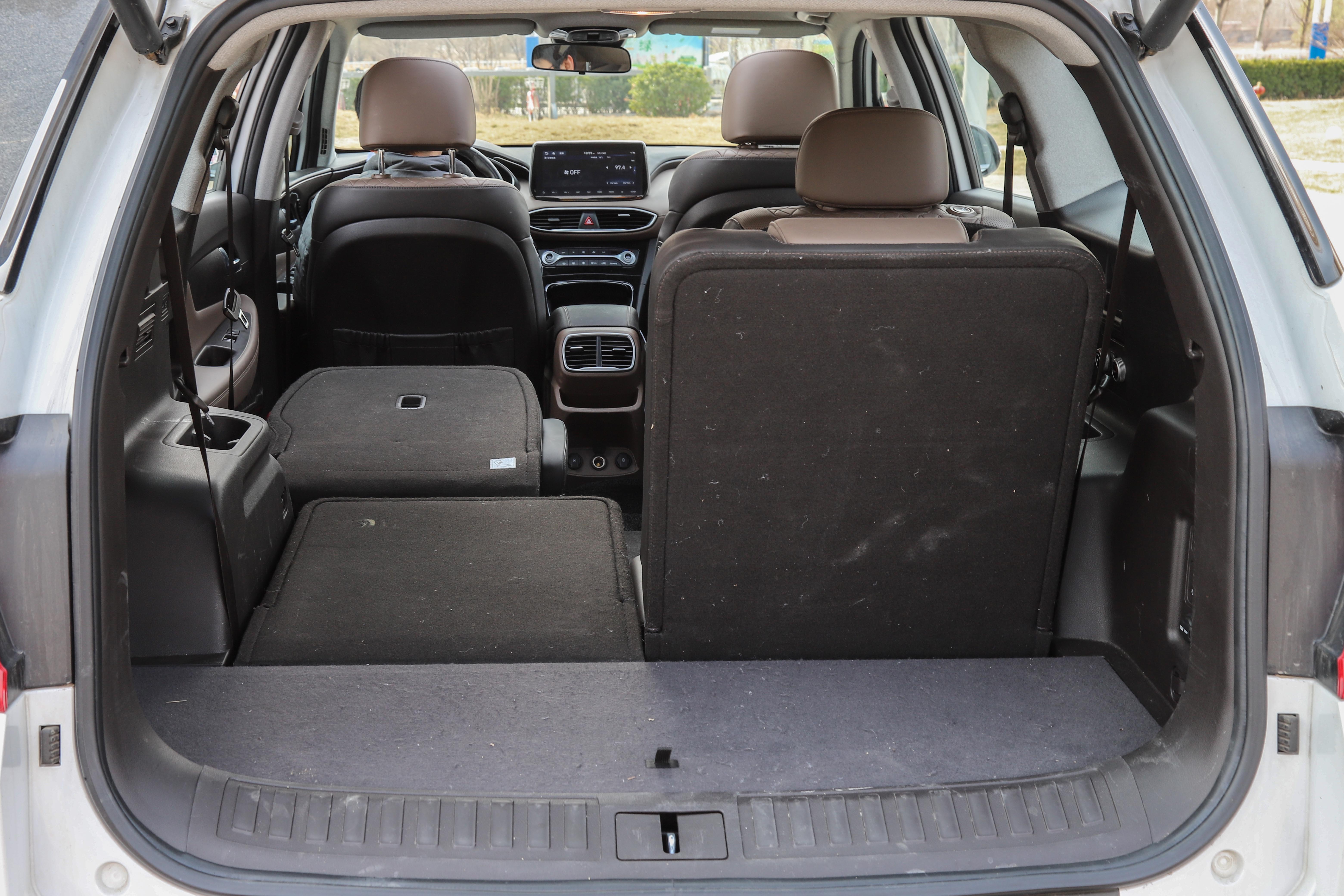 现代胜达和丰田汉兰达哪个好,胜达vs汉兰达车身尺寸