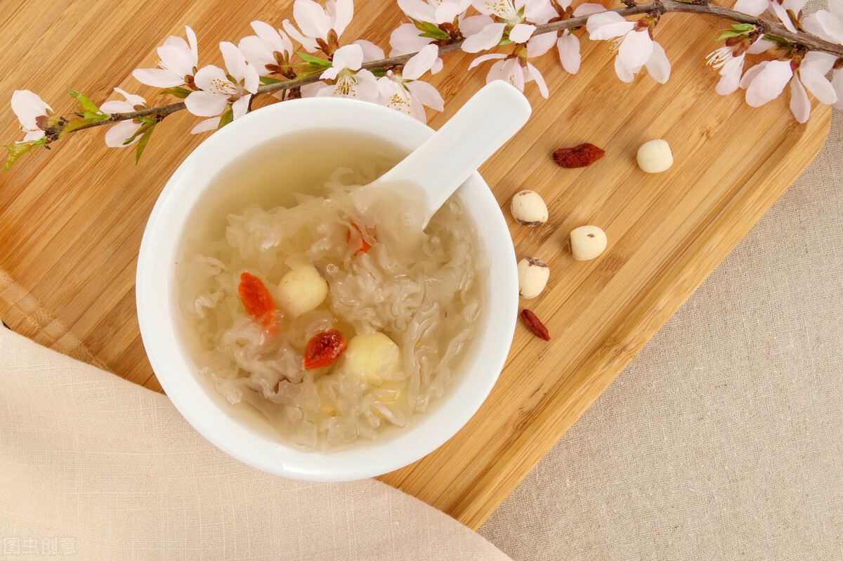 夏季多喝汤类好不,糖尿病多喝这四种汤