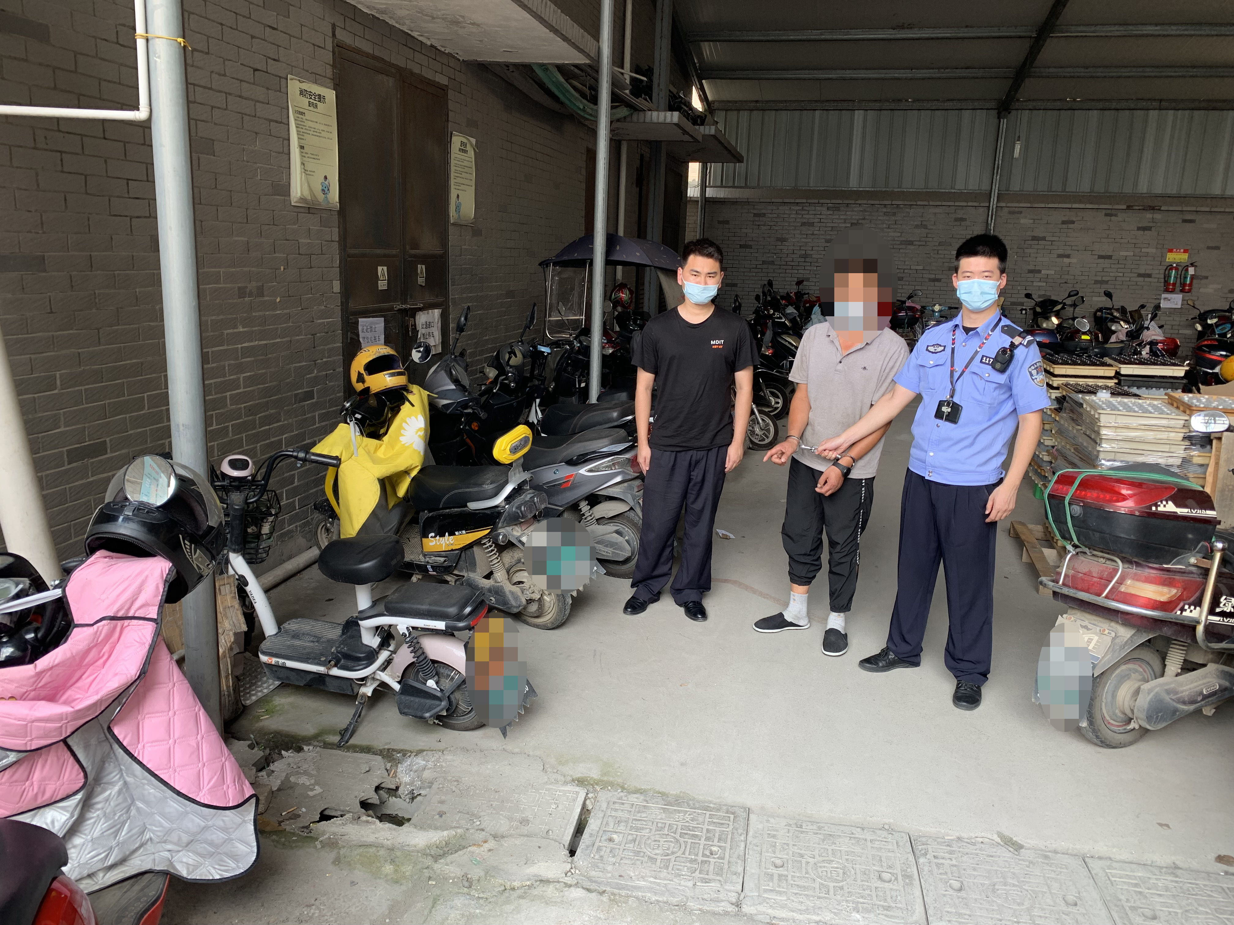 浙江一男子跑到派出所求拘留,杭州一男子被拘