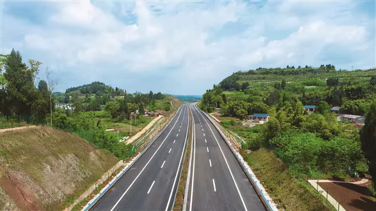 重庆2018年交通建设,重庆交通基础设施建设跑出加速度